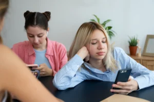 fomo y adicción al movil